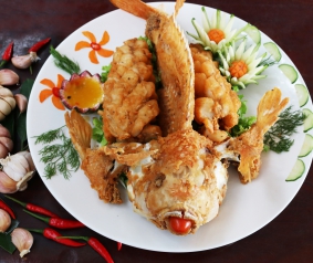 Cá Hồng Giòn Hoa Cúc